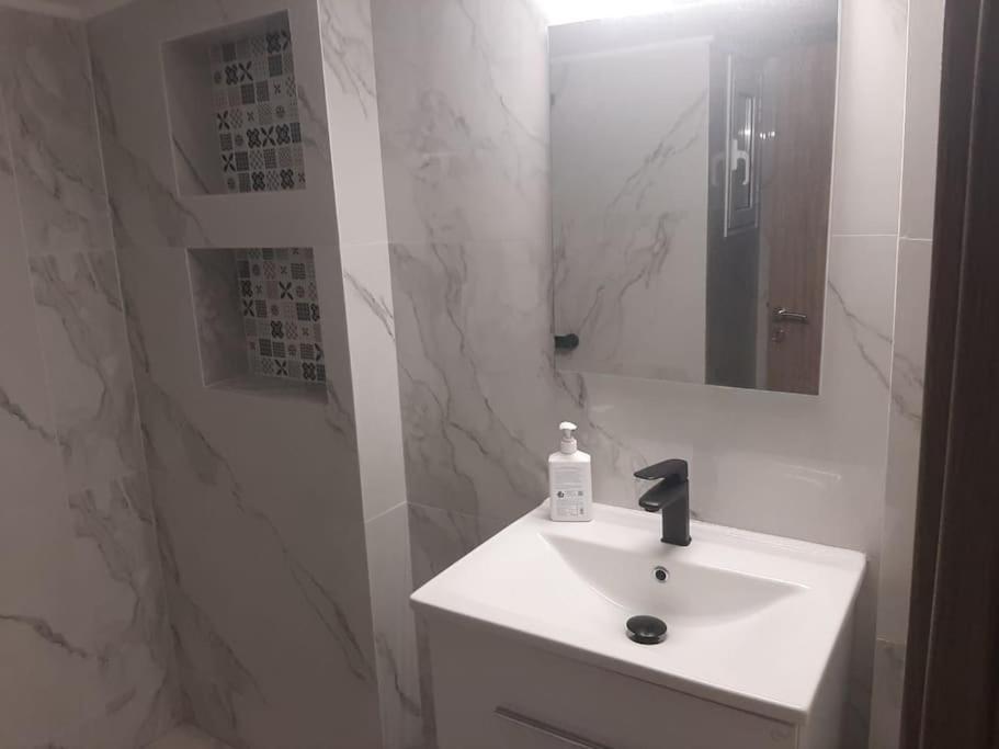 Modern Apartmen In Athina Διαμέρισμα Αθήνα Εξωτερικό φωτογραφία